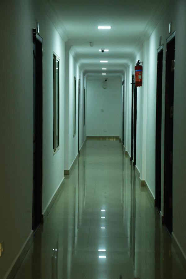 Hotel Awa Residency Kochi Esterno foto